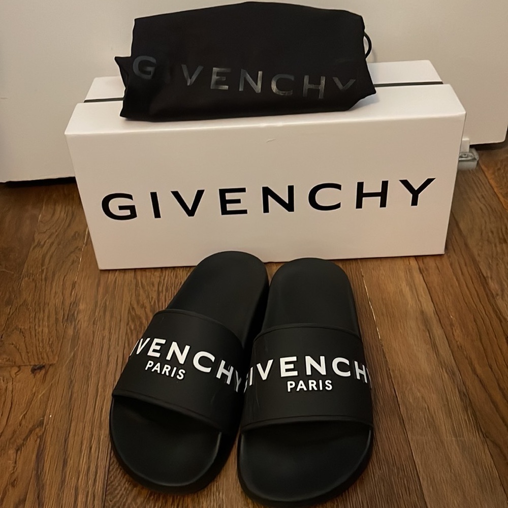Authentic Givenchy Logo Slide Sandal - Size 6US / 36EU